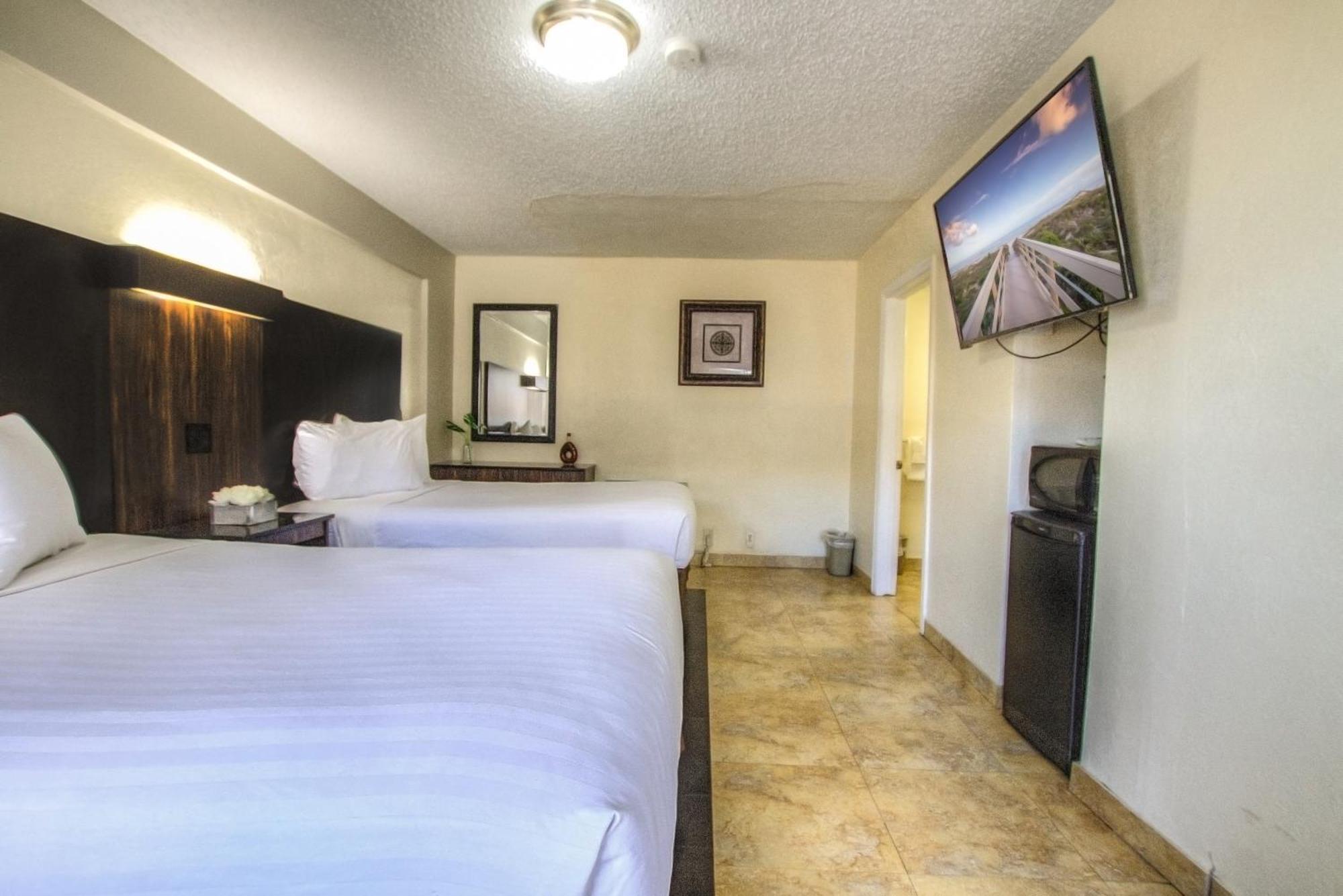 La Bella Oceanfront Inn - Daytona Daytona Beach Ngoại thất bức ảnh